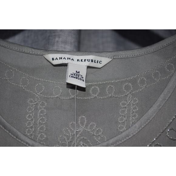 Banana Republic Gray Embroidered Silk Blend Sleeveless Dress Size M NWT - Picture 3 of 4